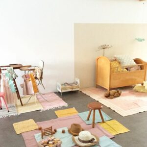tintading styling oker vintage meubels