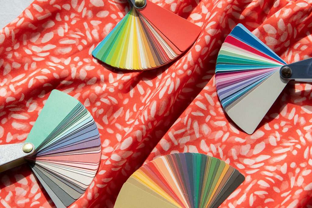 hoe herken je warme of koele kleur rood